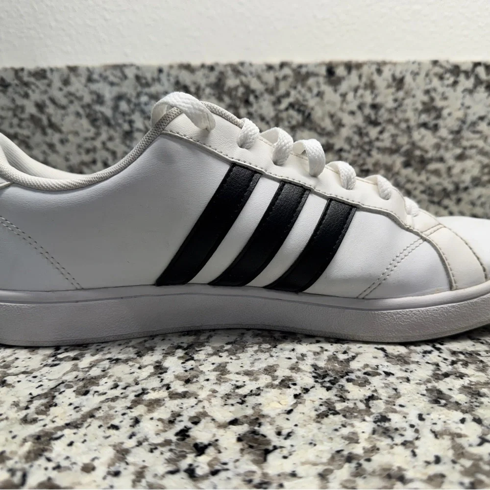 Adidas - White Baseline Sneakers with Black Stripes - Men’s 10.5